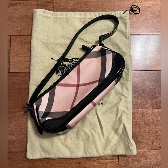 VINTAGE BURBERRY CHECKERED SHOULDER BAG - Picture 1 of 8